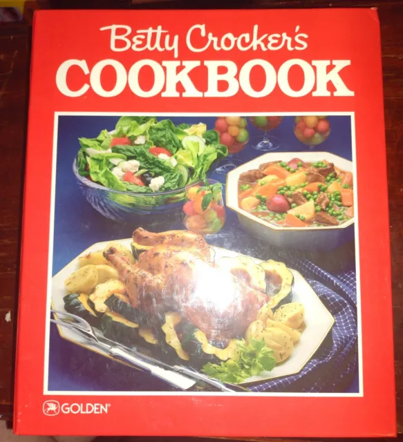 Betty Crocker’s Cookbook 1989 Ninth 9th Printing 5 Ring Binder Vintage Golden