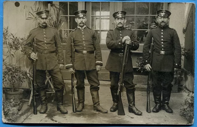 CPA PHOTO: Soldats allemands de la Landwehr / Guerre 14-18 / 1915