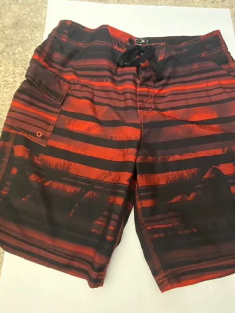 Oakley Swim Trunks Board Shorts Men’s Size 36 Red/Black NICE!