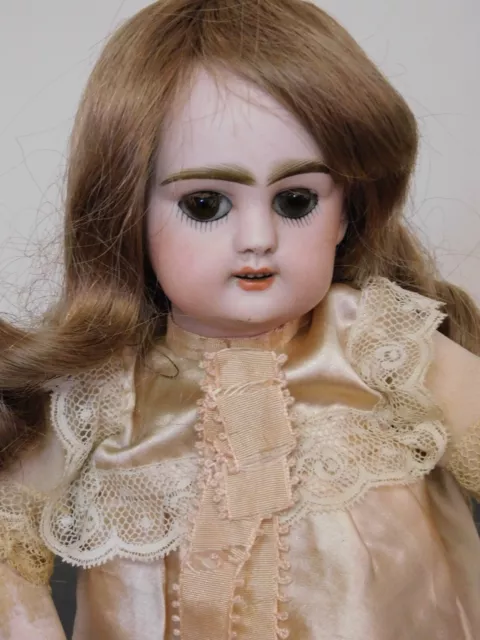 poupée rare Jumeau Bleuette, tête biscuit, marquée "Déposé SFBJ 1"