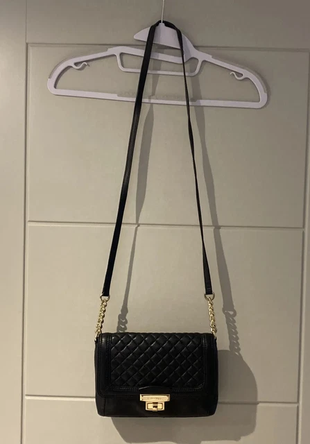 calvin klein messenger Quilted bag