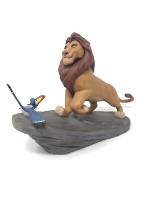 mufasa statue