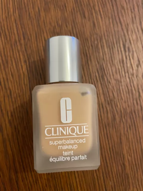 Clinique Superbalanced Silk Makeup Cream 33 30ml kaum genutzt