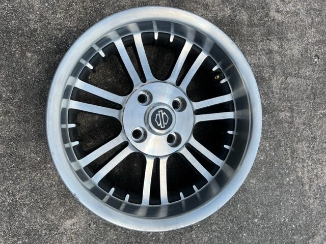 harley trike wheel bolt pattern