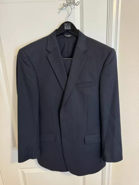 Jos A Bank Traveler’s Collection Tailored Fit Navy Pinstripe 2 Piece Suit 42L