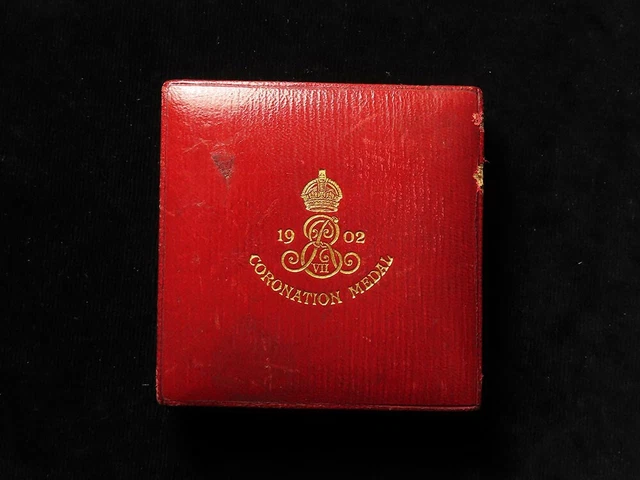 King Edward VII Coronation 1902 Royal Mint Bronze Medal d.55mm, with case