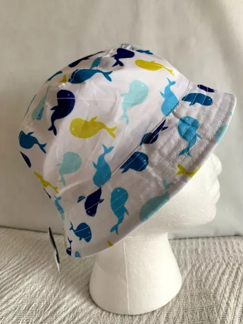 Cappello da sole unisex bambino protezione UV ragazzi ragazze bambini balene bianche 6 - 12 mesi nuovo con etichette