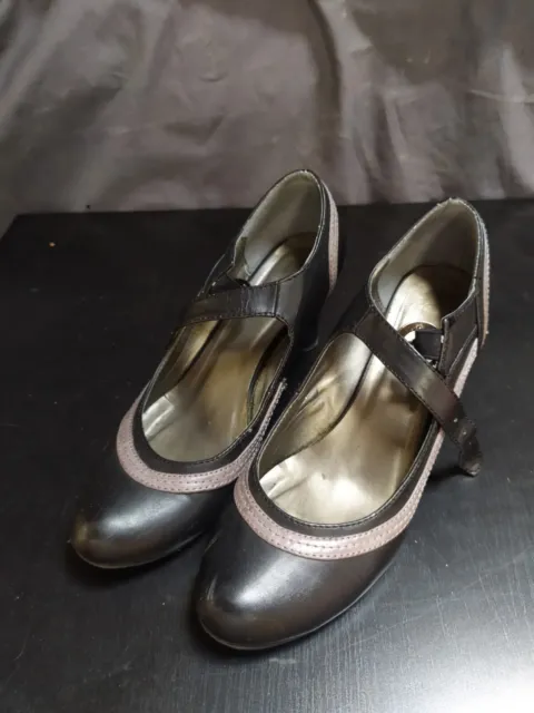 Paire de chaussures femme noir à talons - Pointure 40