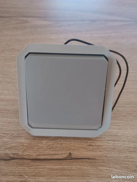 Poussoir De Sonnette Legrand Modèle Saturne - 6/250 - Occasion - Pour Installation électrique