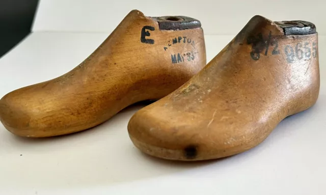 Antique 1853 Kempton Philadelphia PA Childs Toddler Wooden Shoe Form Size 3-1/2E