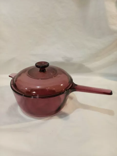 Vision Corning Ware Cranberry 2.5 L Sauce Pan w/ Pyrex Glass Cookware Lid