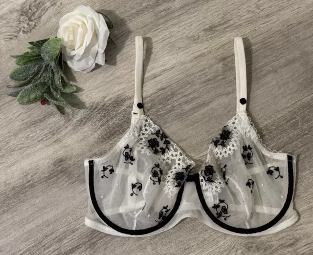 LA PERLA Made In Italy White Mesh Black Embroidered Flowers Size 3-36D NEW $450