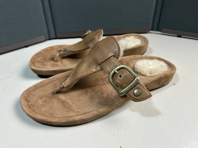 UGG Australia Tan Suede Leather Shearling Lined Thong Flip Flop Sandals Womens 9