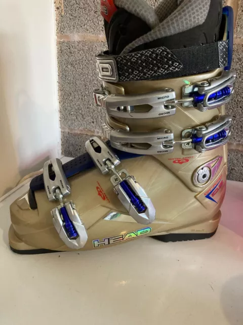 head edge ski boots with Case - 6.5 Women’s Size .