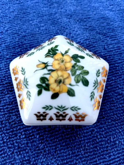 DAR 1981 Limoges Flowers of Colonial America Porcelain 2" Trinket Box EGLANTINE