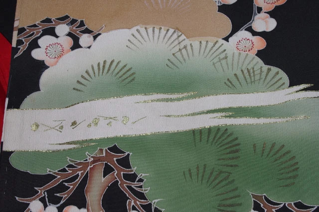 Dramatic Antique Vintage Japanese Kuro Furisode Kimono Hikifurisode Taisho Showa 18