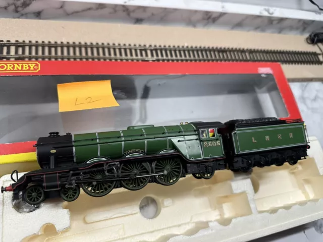 Hornby Oo R2103 2505 Class A3 4-6-2 Lner Br Apple Green 'Cameronian' Lot 2