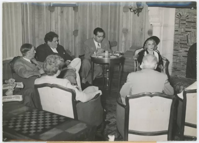 Le Jury du Prix Littéraire des Neuf a délibéré au Normandy Hôtel de Deauville.