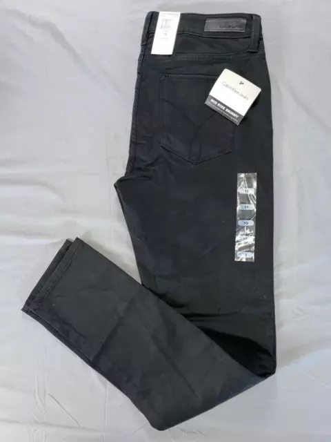 Calvin Klein Jeans Mid-Rise Skinny Sateen 5-Pocket Pants in Black. Size 10, NWT!