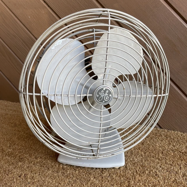 VINTAGE 15” GE General Electric Oscillating Desk Fan, Wall Fan Works