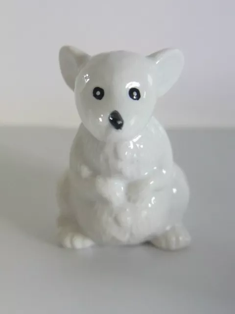 Wade Whimsie  Fair Piece - White  Mouse