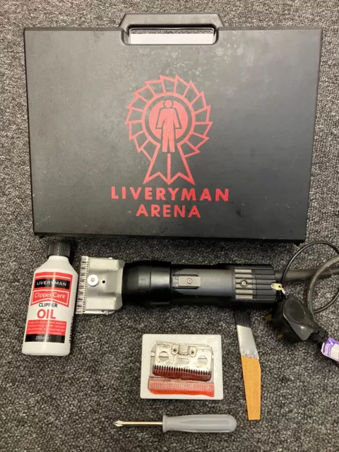 Liveryman  Arena Clippers with Case, Oil and Two Blades, Serviced and Guaranteed