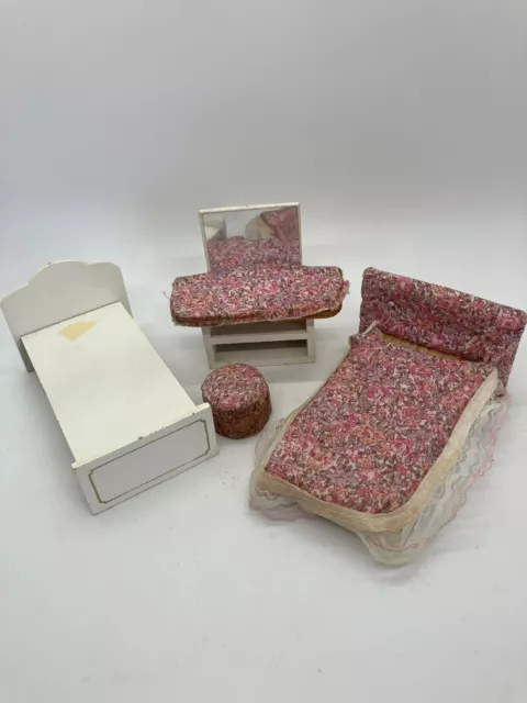 Lundby 1/16 Scale Bedroom Bed Dressing Table Stool Barton