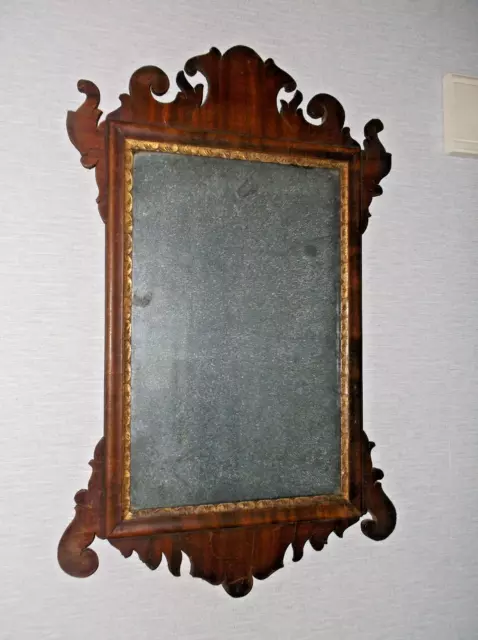 FINE ANTIQUE 18TH C SMALL GEORGIAN WALL MIRROR c1780 WITH ITS ORIGINAL GLASS