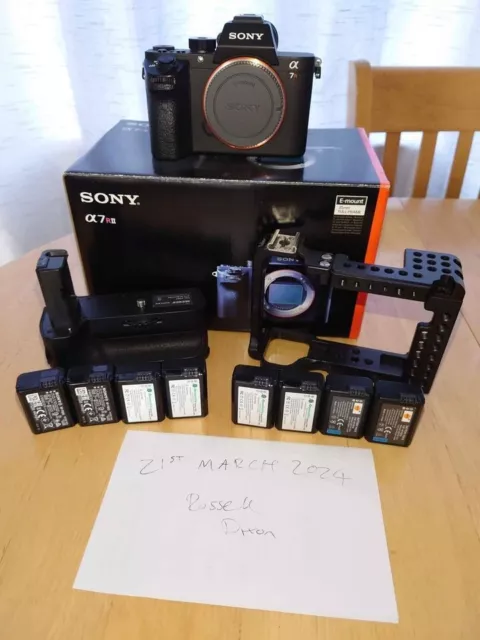 Sony A7rii Camera (BOXED) + Battery Grip + Movcam Cage + Batteries