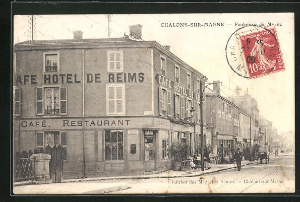 CPA Chalons-sur-Marne, Faubourg de Marne, vue de la rue 1909