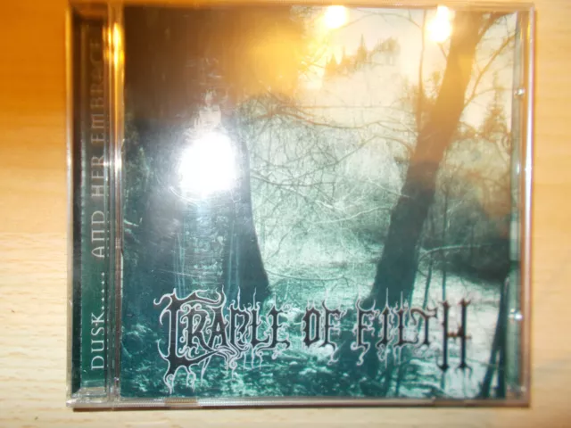 Cradle Of Filth - Dusk And Her Embrace Cd - Free Uk P&P