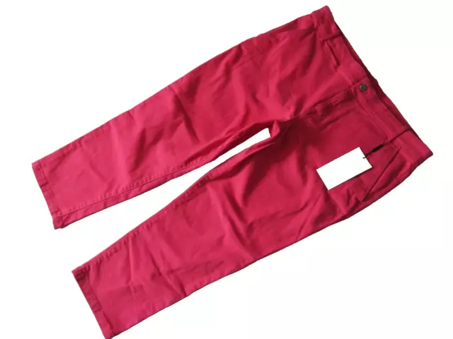 NWT Calvin Klein Ultimate Skinny in Coral Flower Pink Crop Jeans 33 x 25 ½