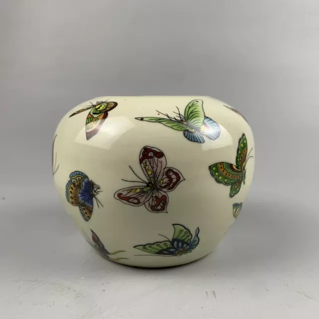 Chinese Famille Rose Porcelain Jar Qing Tongzhi Butterfly Pattern Pot 3.15 inch