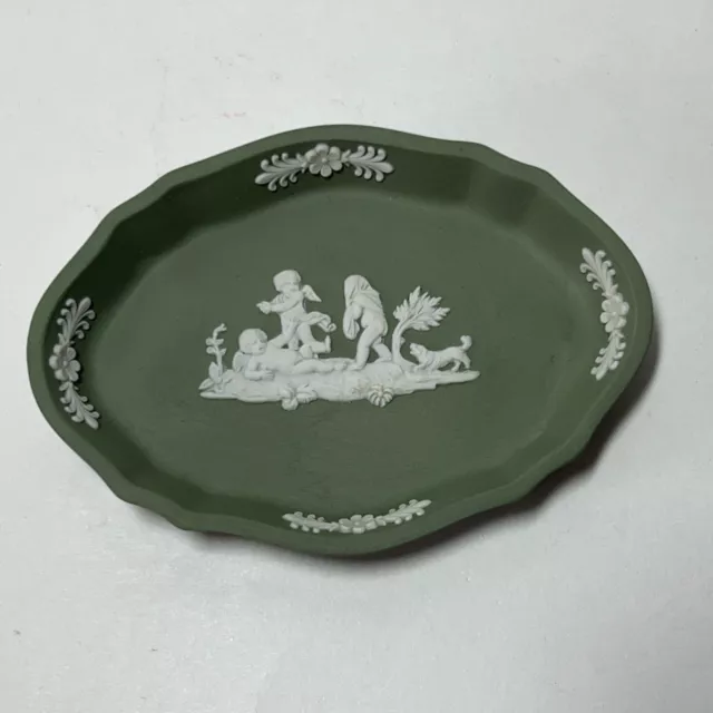 Wedgwood Green Jasperware Small Scalloped Oval Trinket Dish/Tray Cherubs, Dog