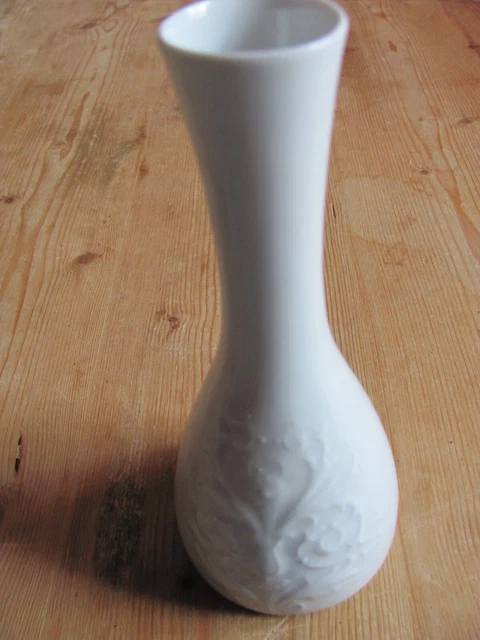 ROYAL KPM VASE Vintage Handarbeit Porzellan Bavaria weiß Relief