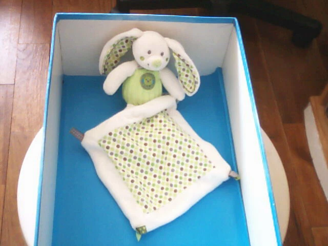 Doudou 4499 / Peluche Lapin "Nicotoy" Mouchoir Blanc/Vert - Pois