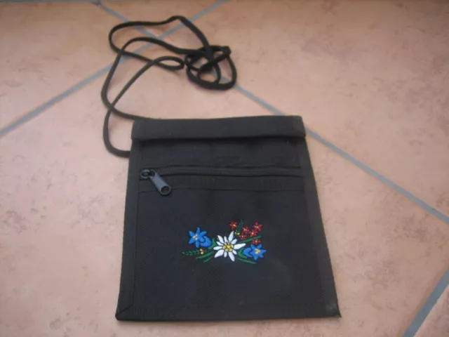 Brusrbeutel, Brusttasche, Geldbörse, Schwarz, Motiv Blumen, zum Umhängen