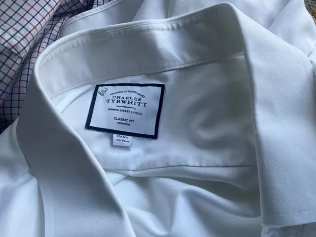 Charles Tyrwhitt Classic Fit Non Iron Long Sleeved Shirt 20/37