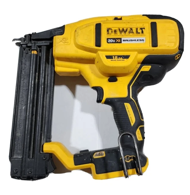 DEWALT DCN680B 20V MAX XR Brushless 18Gauge Brad Nailer USED £152.54