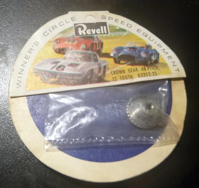 VINTAGE 1964 REVELL CROWN GEAR 48 Pitch 32 Tooth MIP SLOT CAR PART