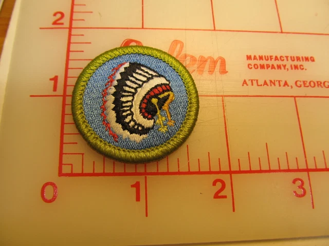 Scout stuff backed INDIAN LORE merit badge emblem patch (yZ)