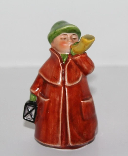 VINTAGE GOEBEL TOWN CRIER Boy with Horn FIGURINE 1390709 W Germany
