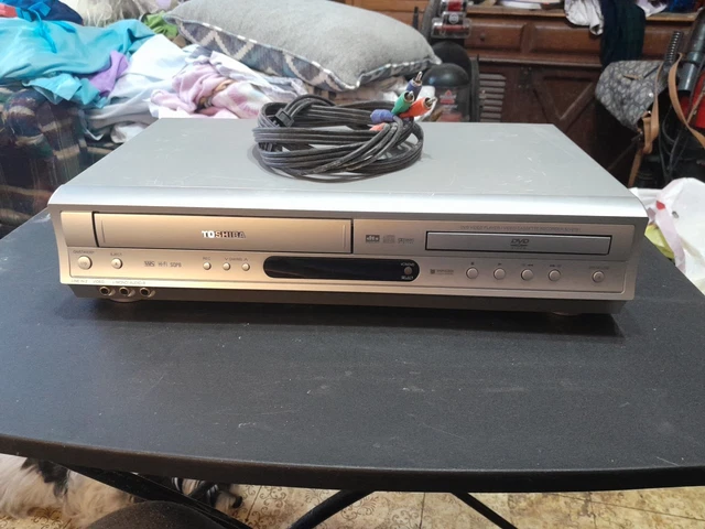 Magnétoscope Toshiba V830EF Nicam Hifi Stéréo VHS - Fonctionne