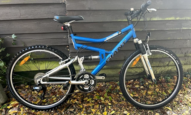 Giant boulder online full suspension