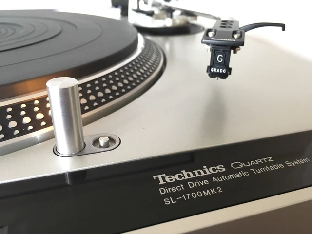 Technics テクニクス SL‐1700 クォーツ ターンテーブル レコード