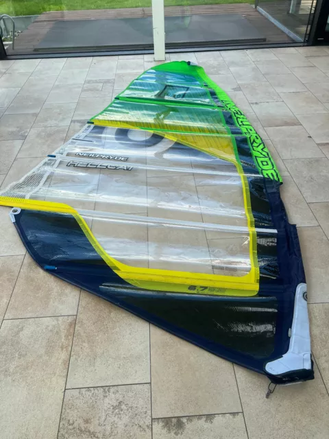 Surfsegel Neil Pryde Hellcat 6,7 Zoll