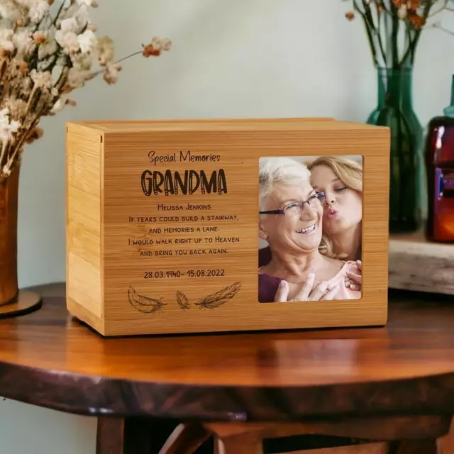 Urna cremazione commemorativa piccola in legno personalizzata nonna con spazio fotografico PM-13