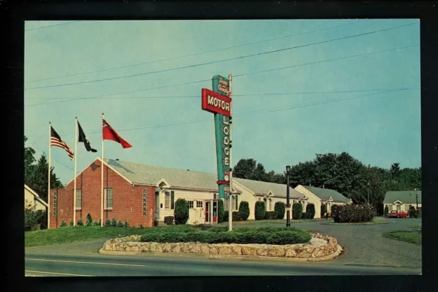 Hotel Motel postcard Oregon OR Portland, Town & Country Motor Lodge chrome