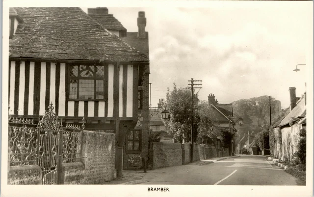 AK Bramber nr Steyning Sussex Dorfblick mit Altbauten RP