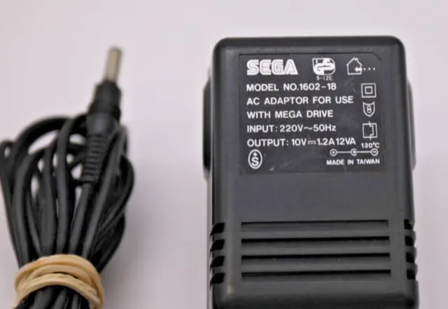 Alimentation secteur AC Adapter SEGA MEGA DRIVE 1602-18 Power Base 2